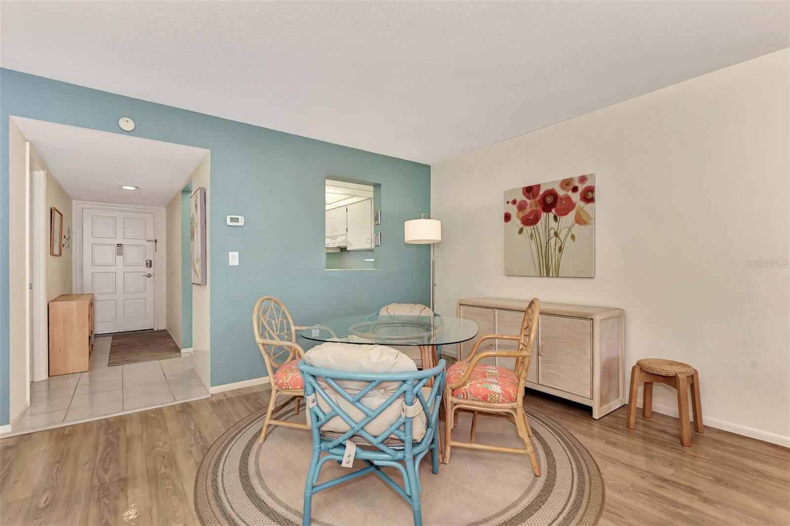 Image 8 of 53 For 260 Santa Maria Street 311