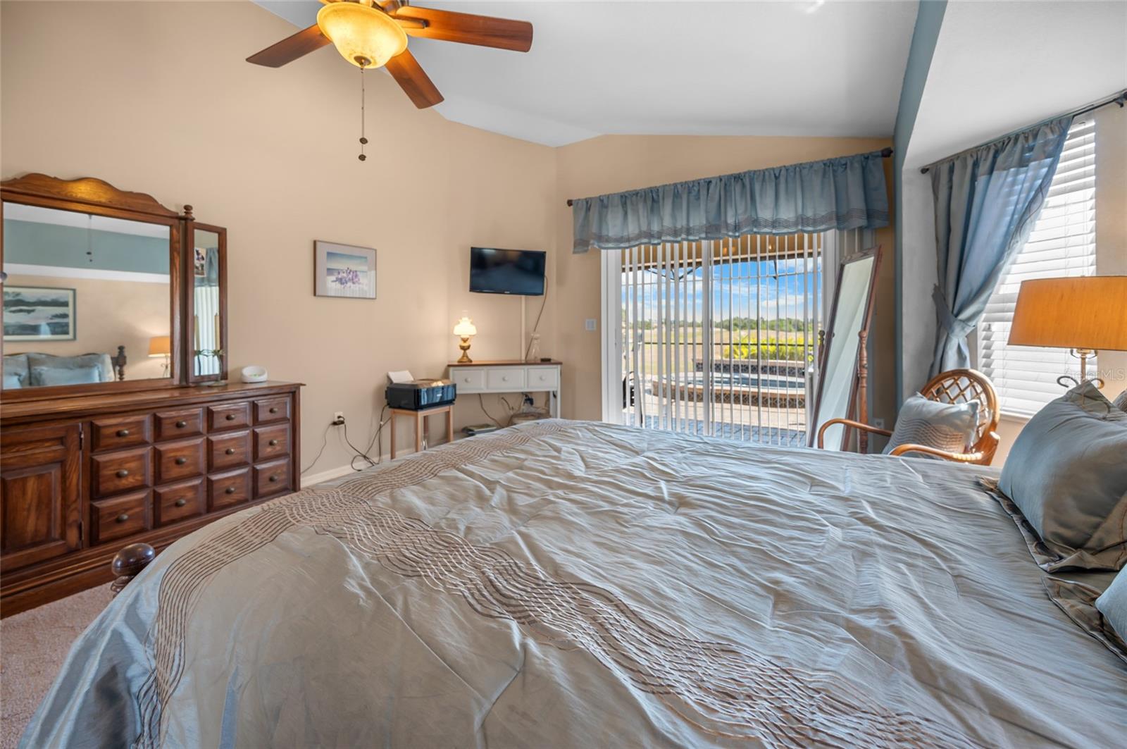 Image 10 of 69 For 8207 Lakeside Drive