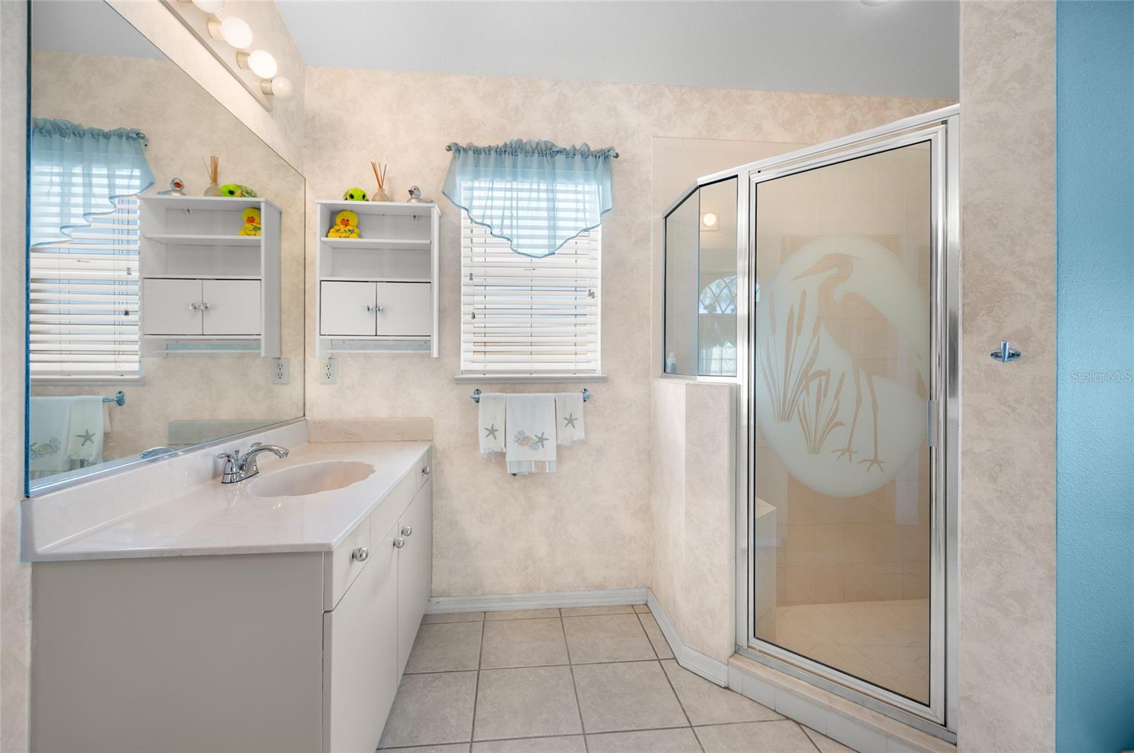 Image 14 of 69 For 8207 Lakeside Drive