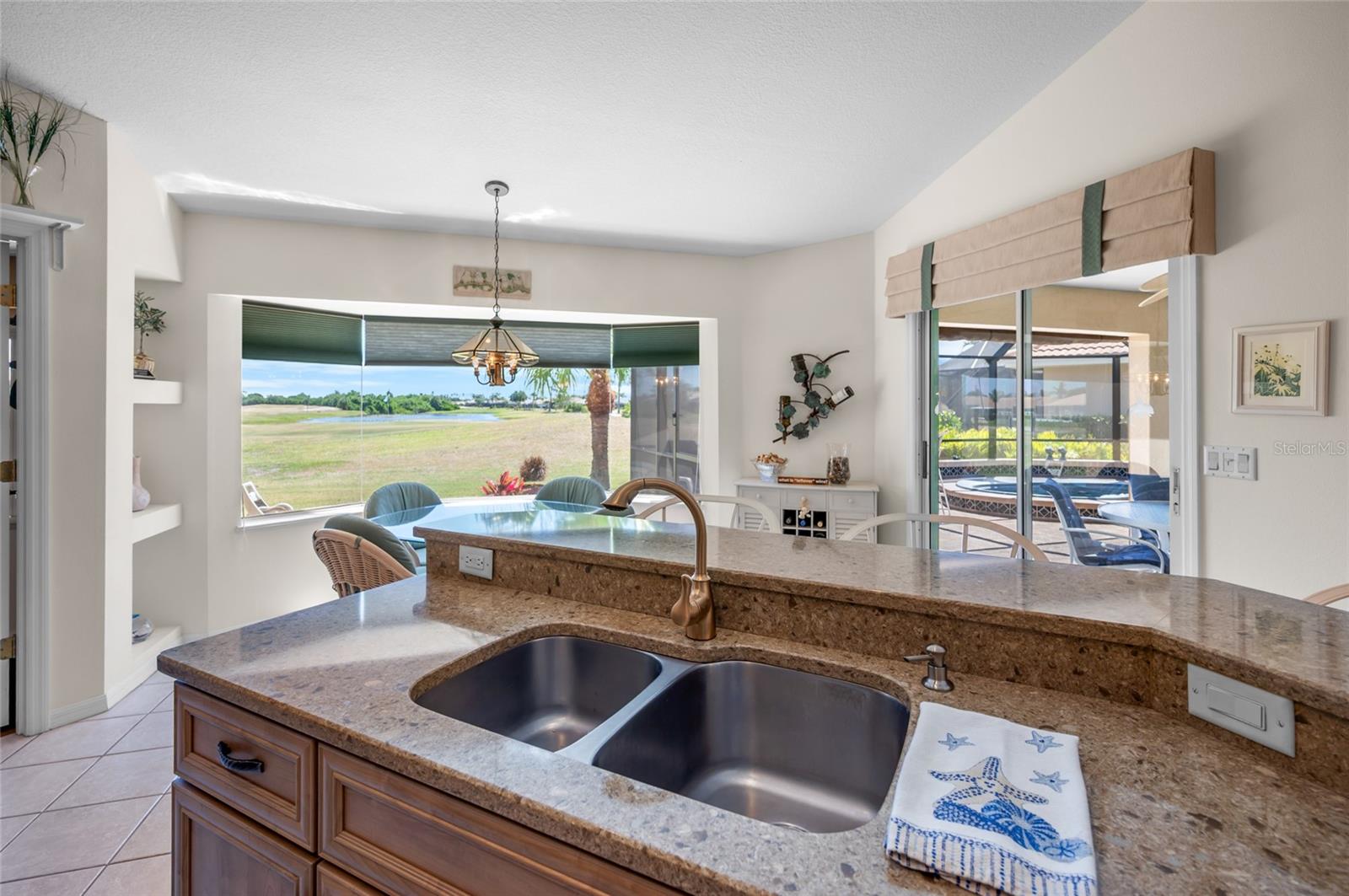 Image 24 of 69 For 8207 Lakeside Drive