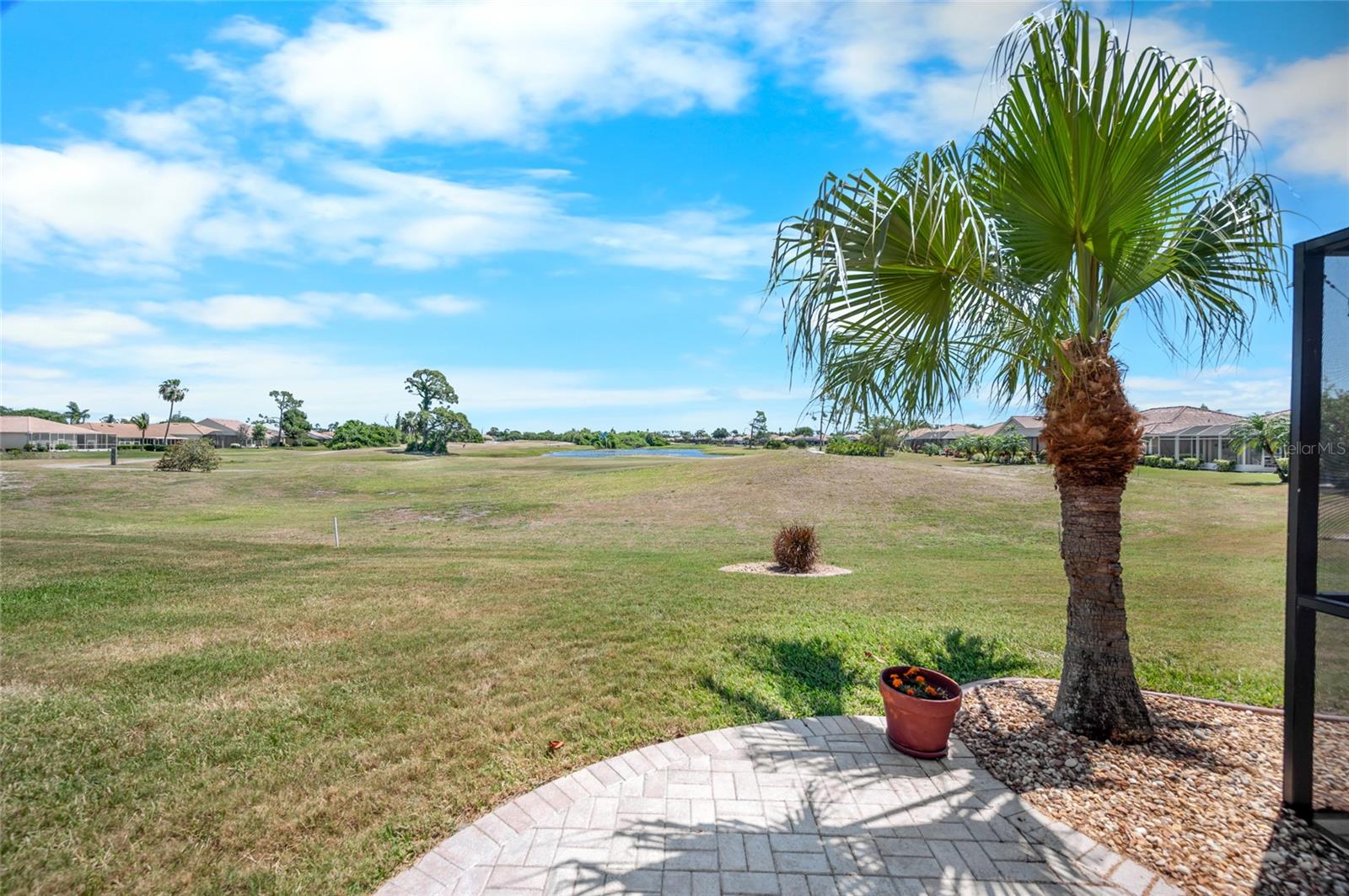 Image 6 of 69 For 8207 Lakeside Drive
