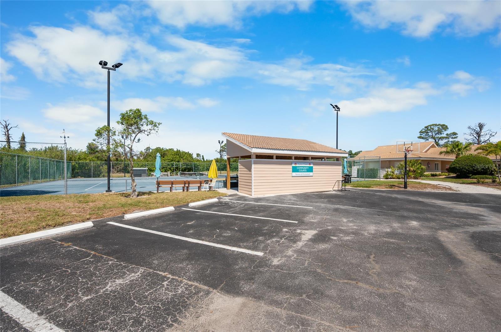 Image 61 of 69 For 8207 Lakeside Drive