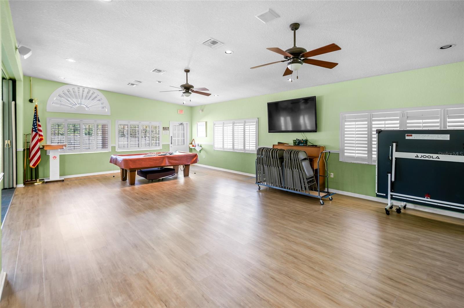 Image 65 of 69 For 8207 Lakeside Drive