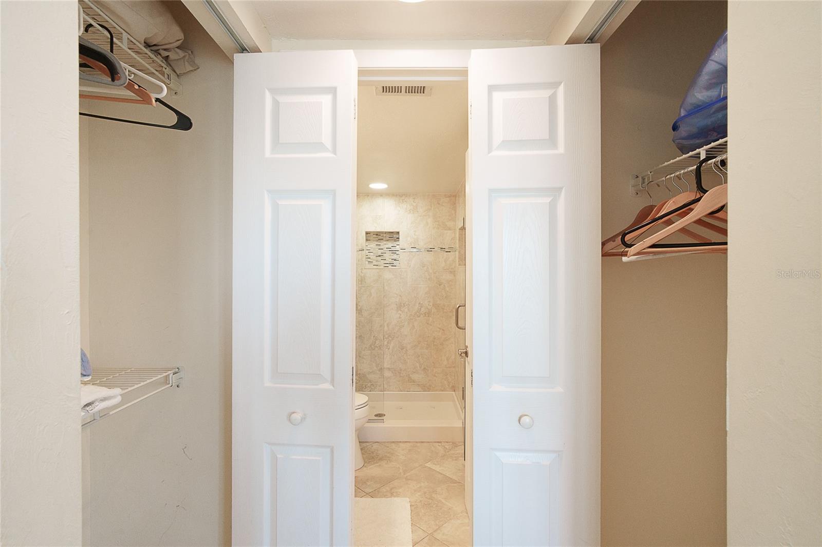 Image 22 of 43 For 7438 Palm Island Drive 3712