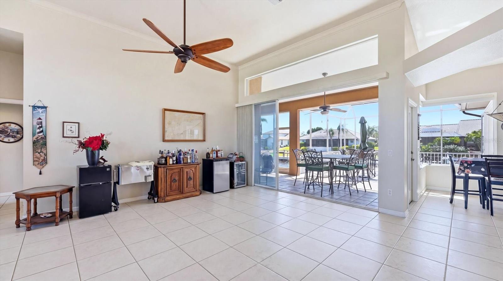 Image 10 of 40 For 324 Oakwood Circle