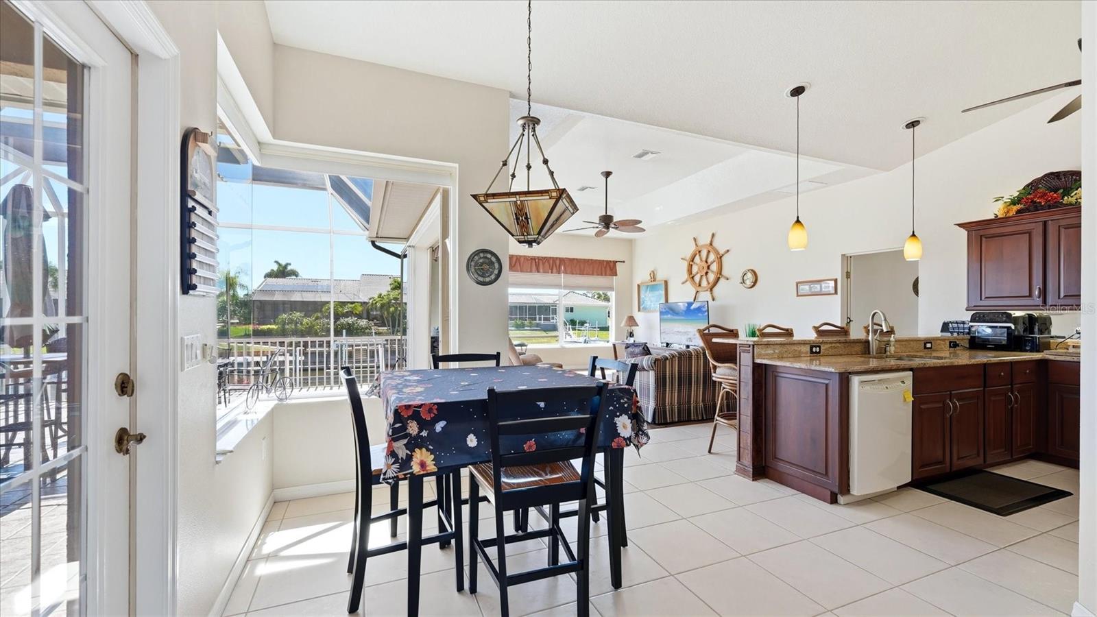 Image 12 of 40 For 324 Oakwood Circle