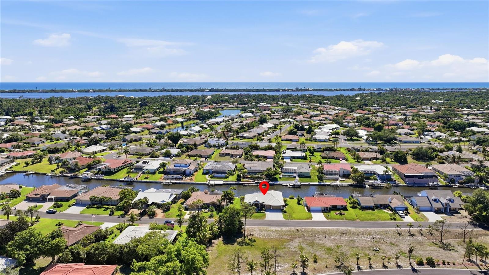 Image 38 of 40 For 324 Oakwood Circle