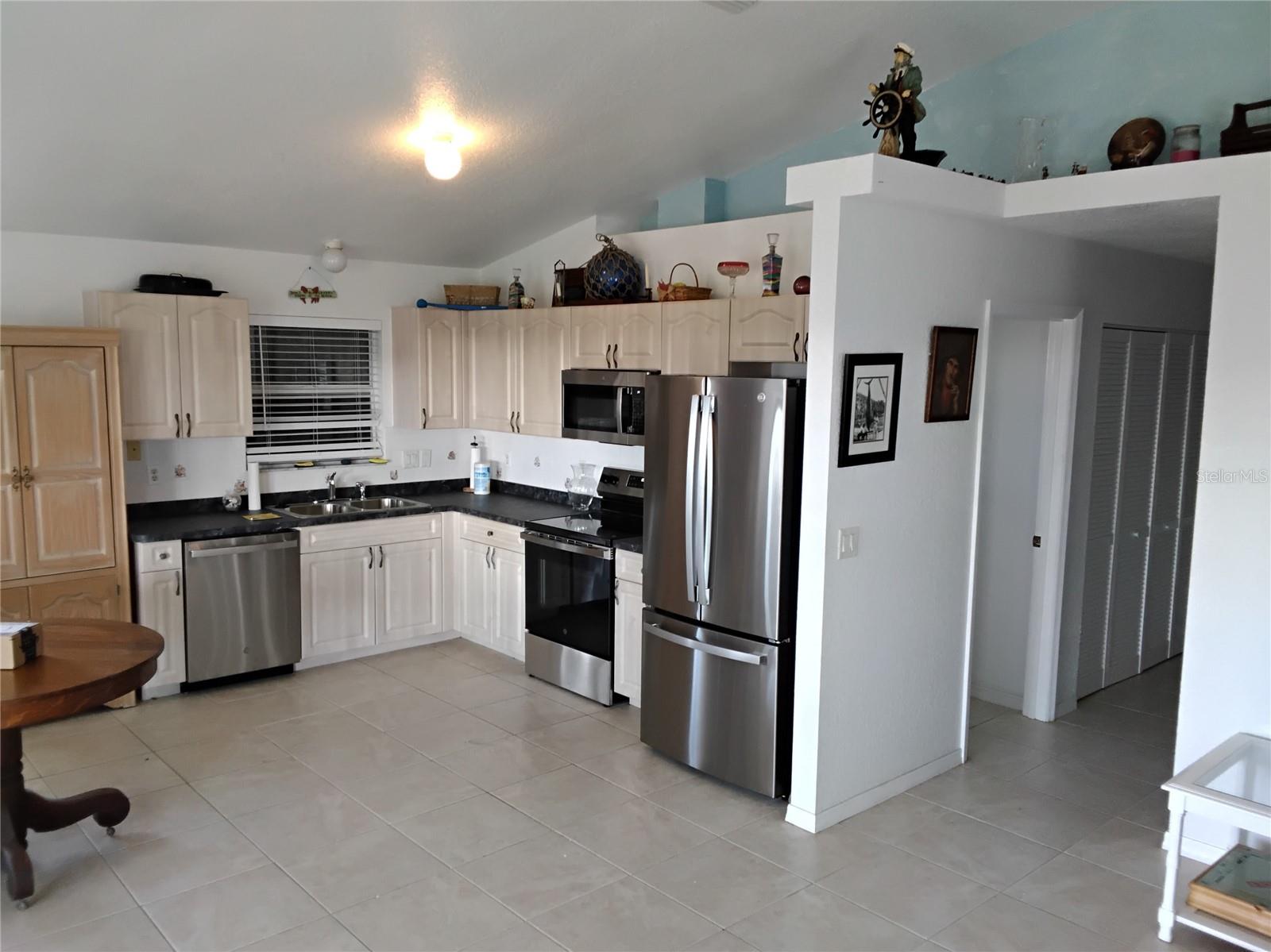 Image 14 of 56 For 91 Gasparilla Way