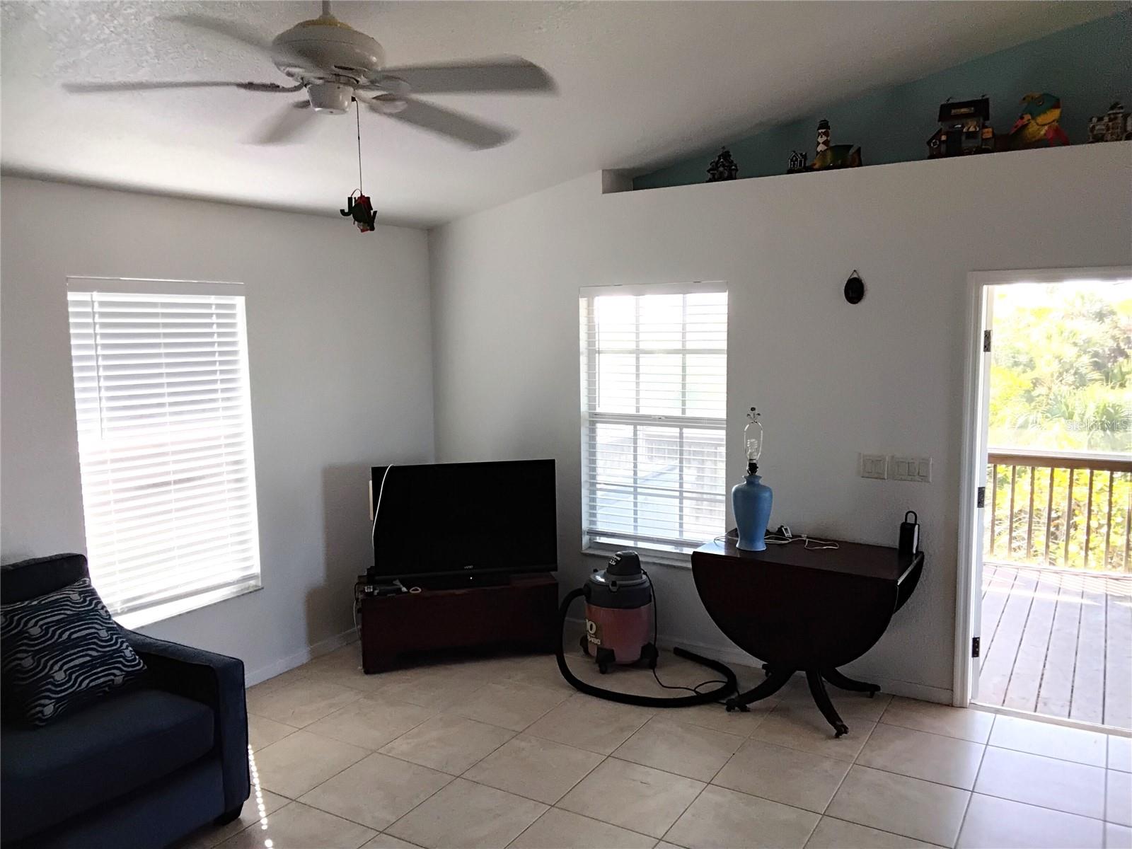 Image 17 of 56 For 91 Gasparilla Way