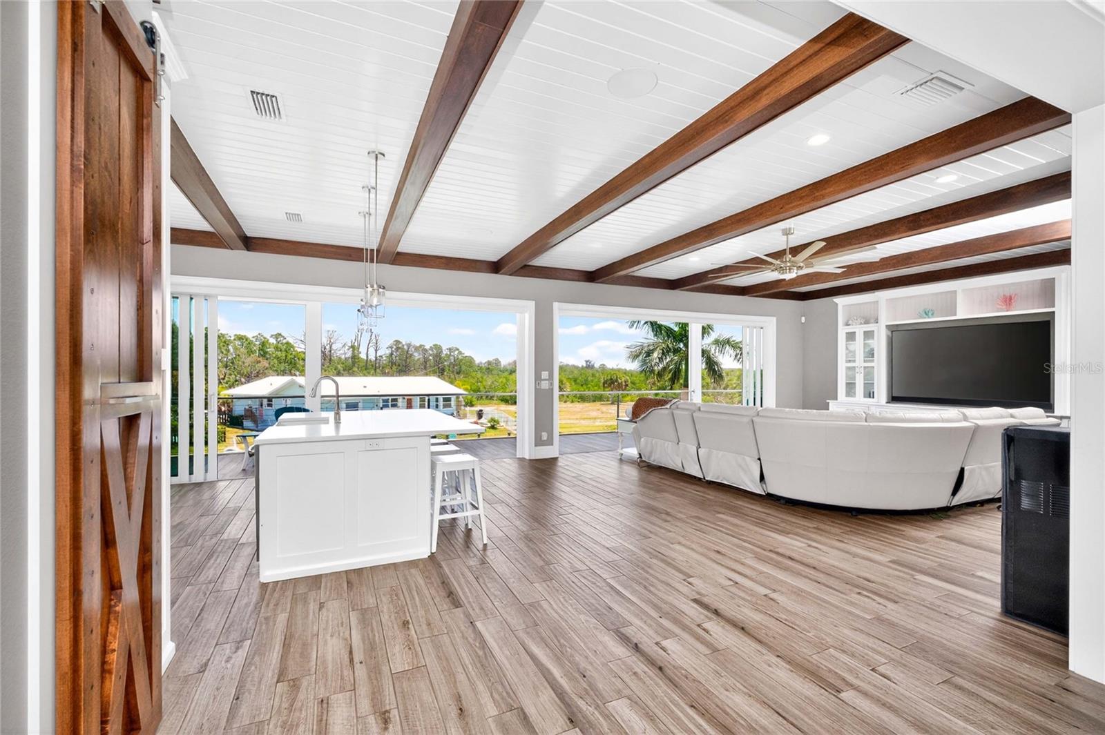 Image 12 of 82 For 9290 Pine Cove Drive