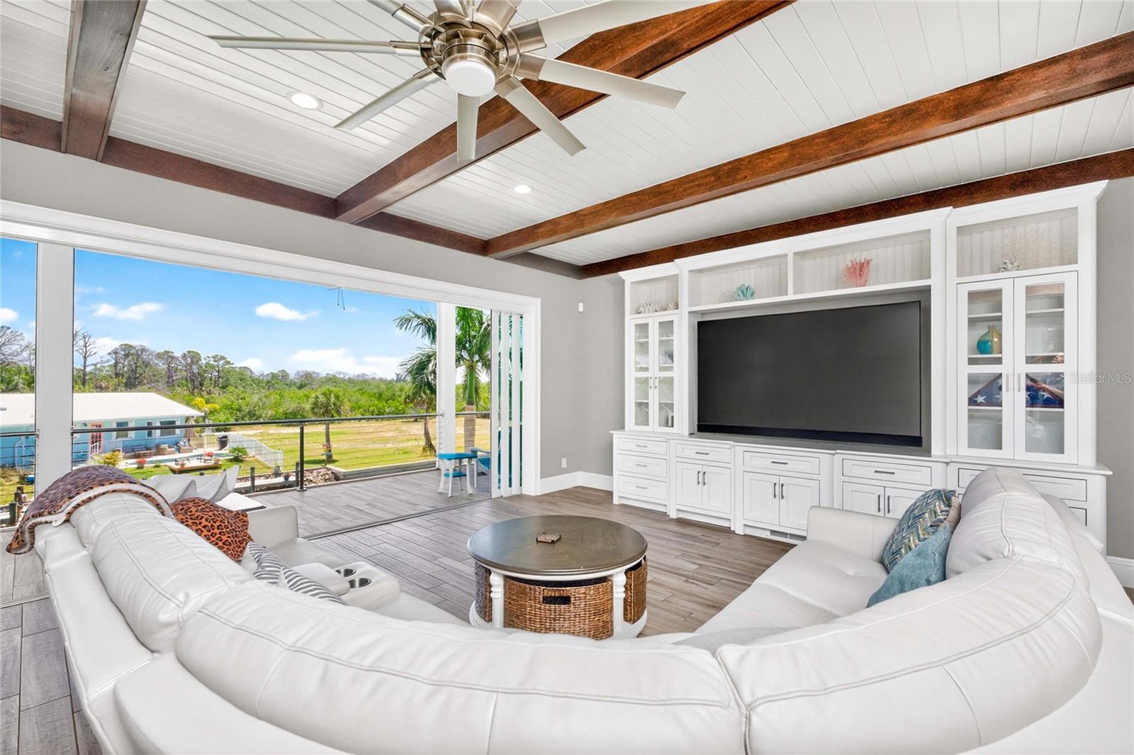 Image 13 of 82 For 9290 Pine Cove Drive