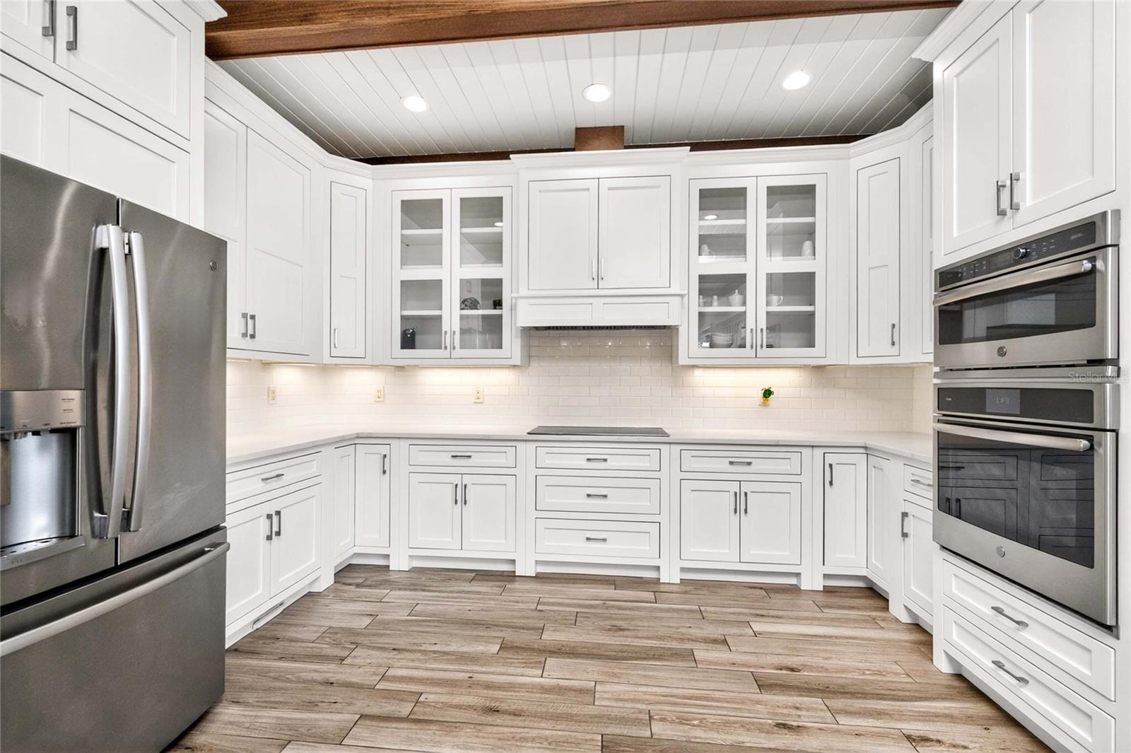 Image 20 of 82 For 9290 Pine Cove Drive