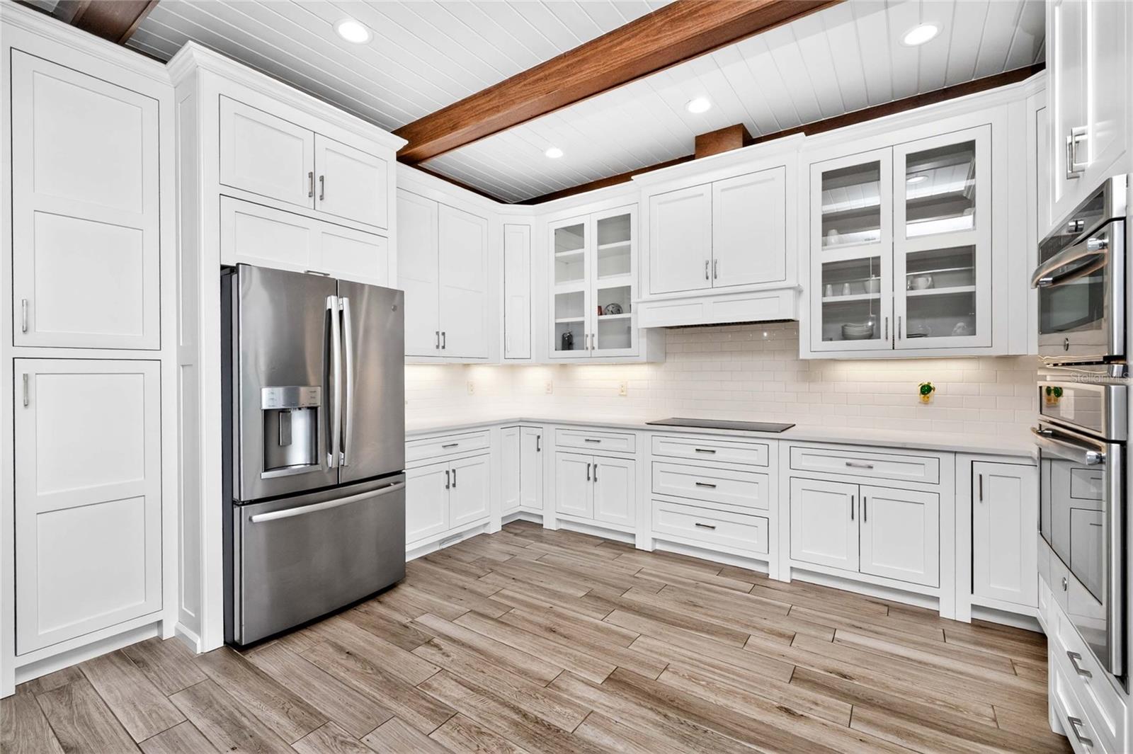 Image 21 of 82 For 9290 Pine Cove Drive