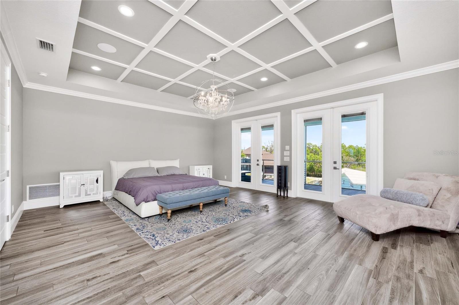 Image 29 of 82 For 9290 Pine Cove Drive