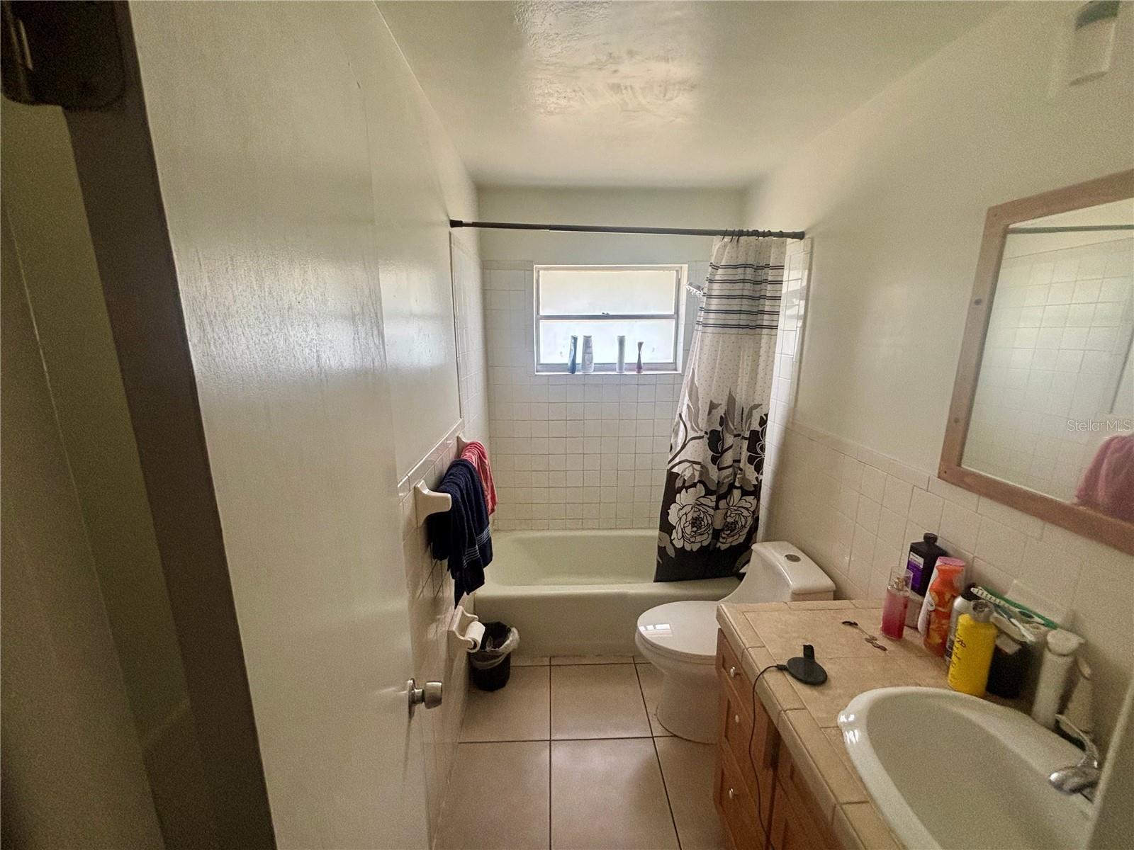 Image 10 of 25 For 1713 & 1715 Se Cherry Dr Drive Se