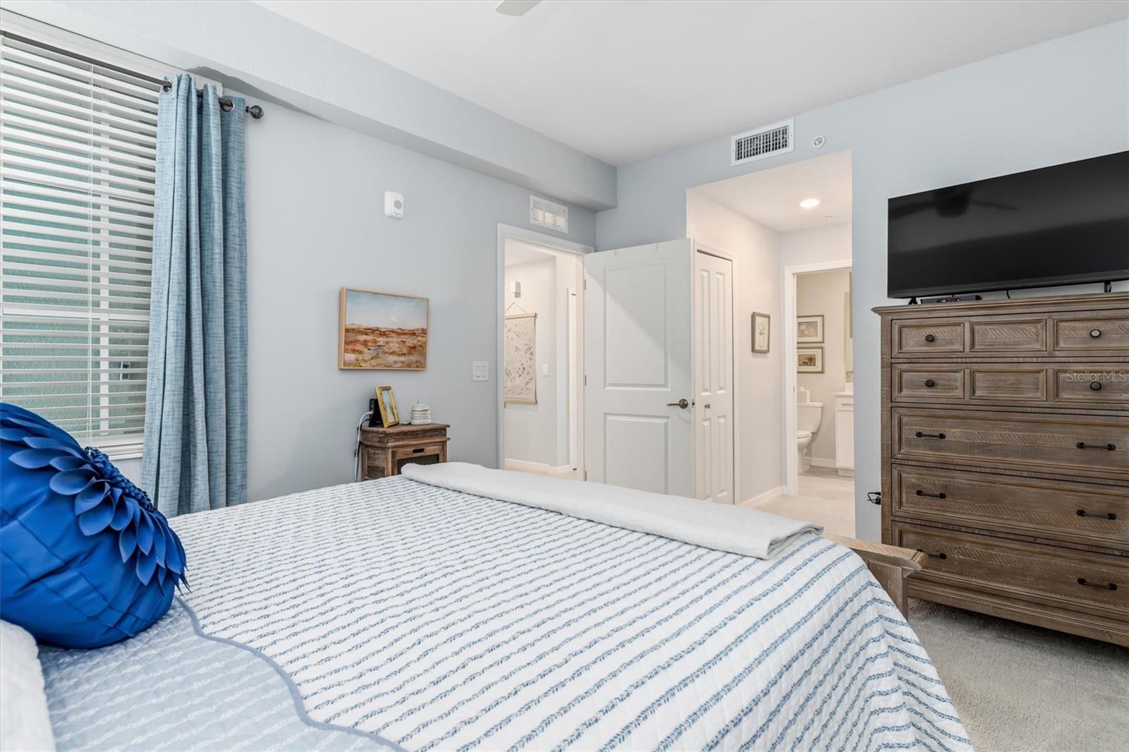 Image 20 of 60 For 12240 Wellen Golf Street 307