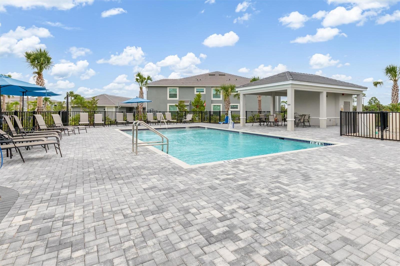 Image 47 of 60 For 12240 Wellen Golf Street 307