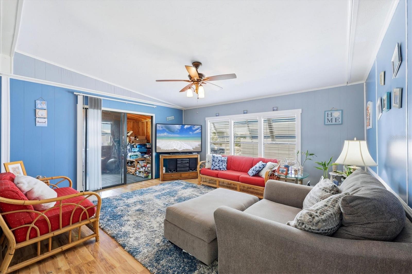 Image 11 of 42 For 6167 Oriole Boulevard