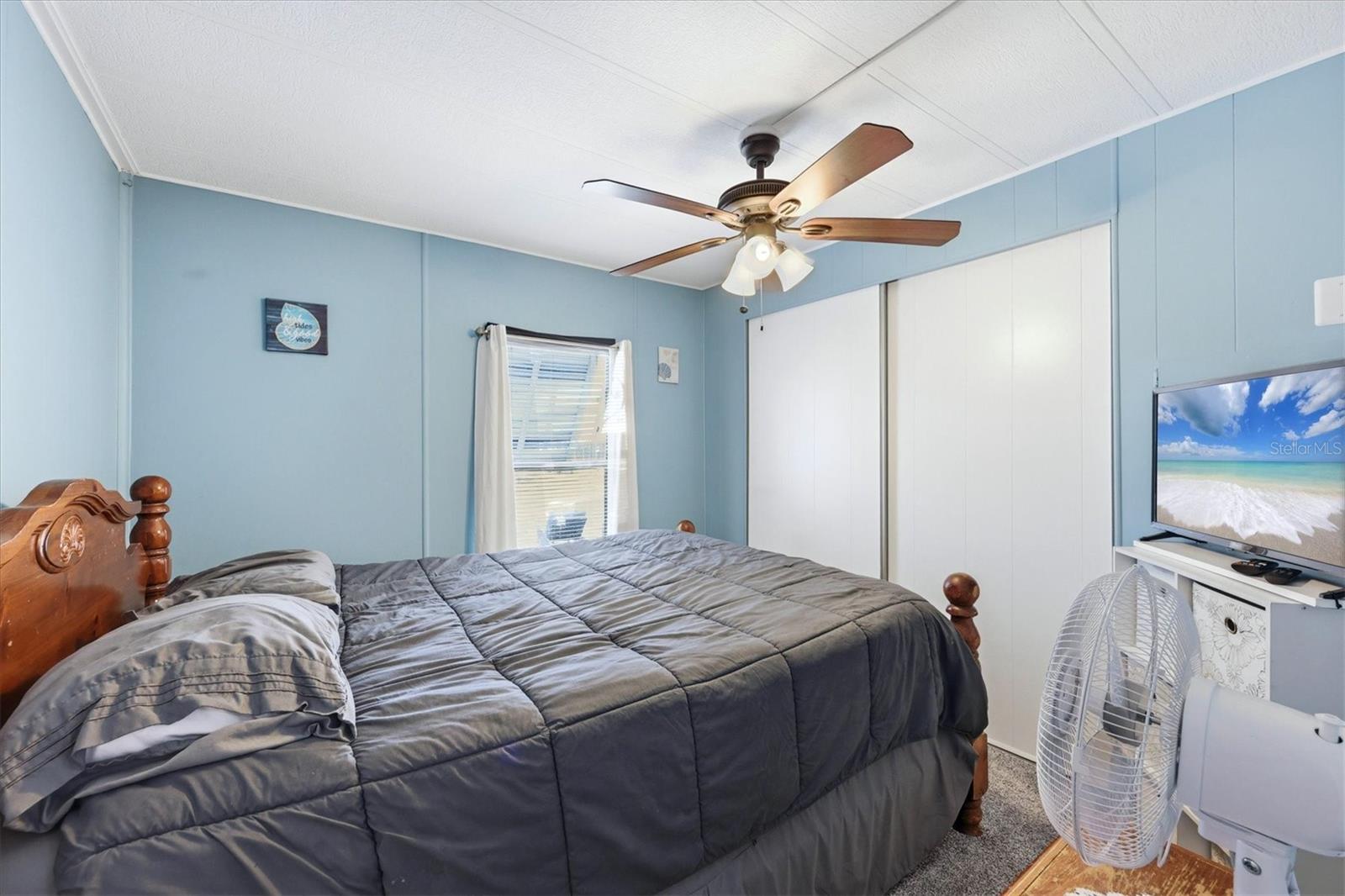 Image 18 of 42 For 6167 Oriole Boulevard