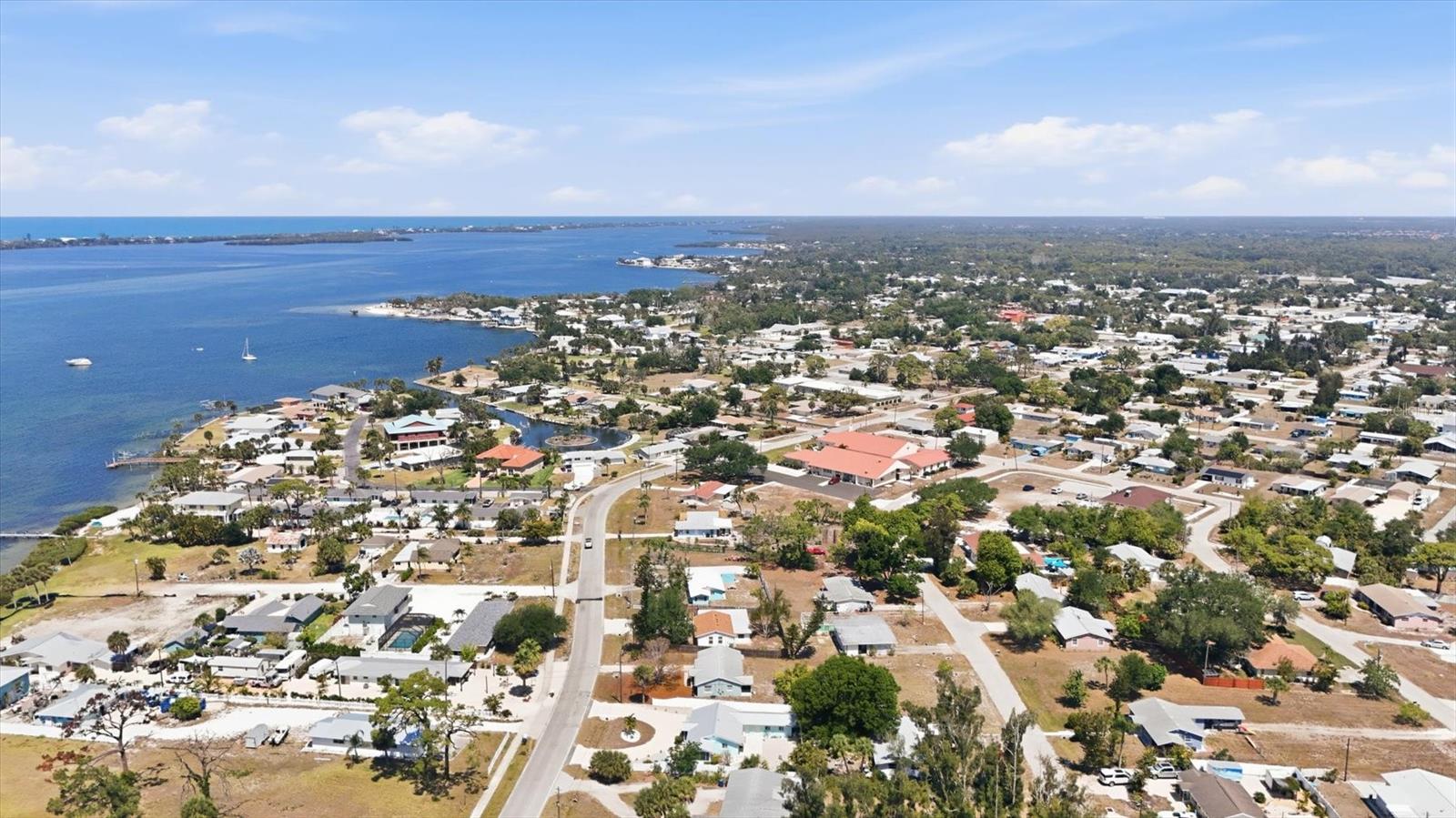 Image 40 of 52 For 436 Sunset Drive
