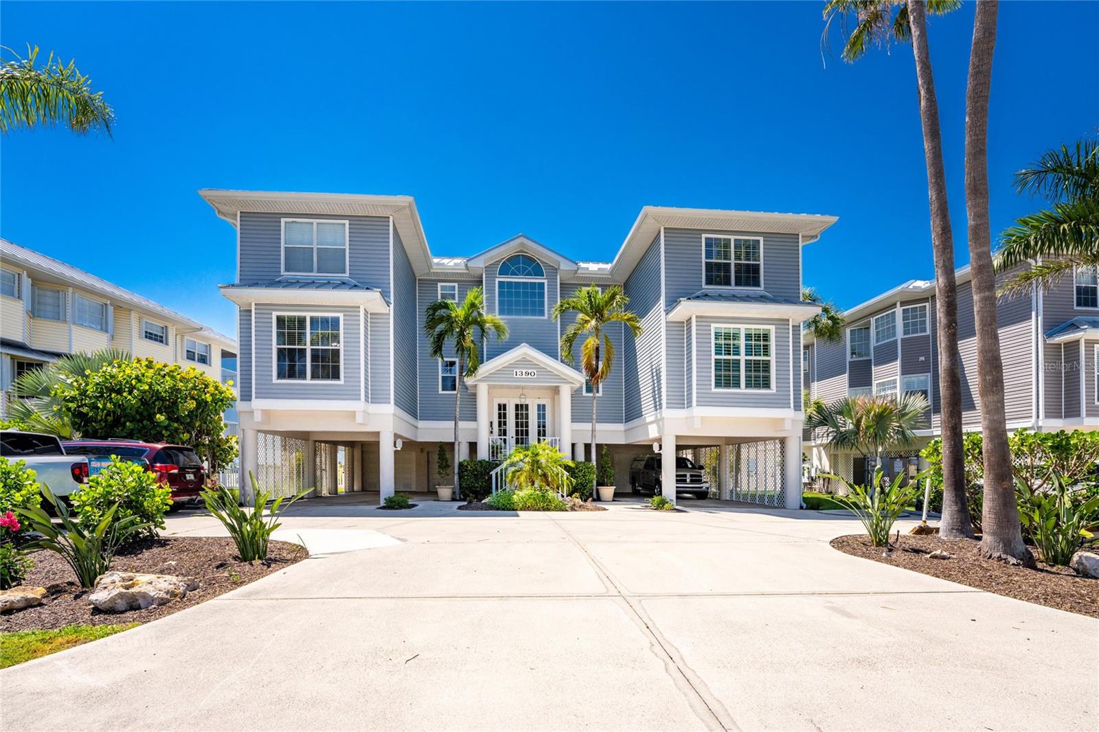 Image 2 of 95 For 1390 Beach Road 1