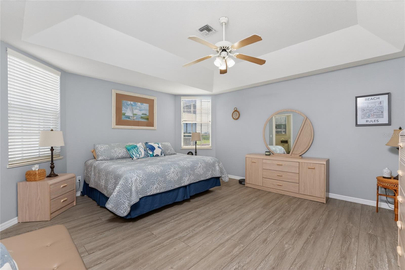 Image 32 of 95 For 1390 Beach Road 1