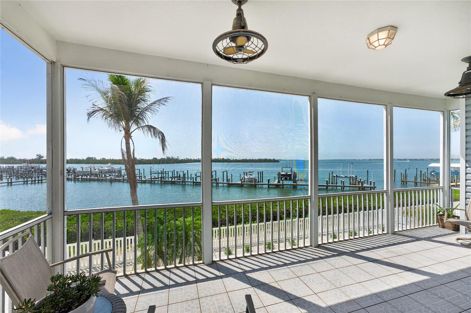 Image 43 of 95 For 1390 Beach Road 1