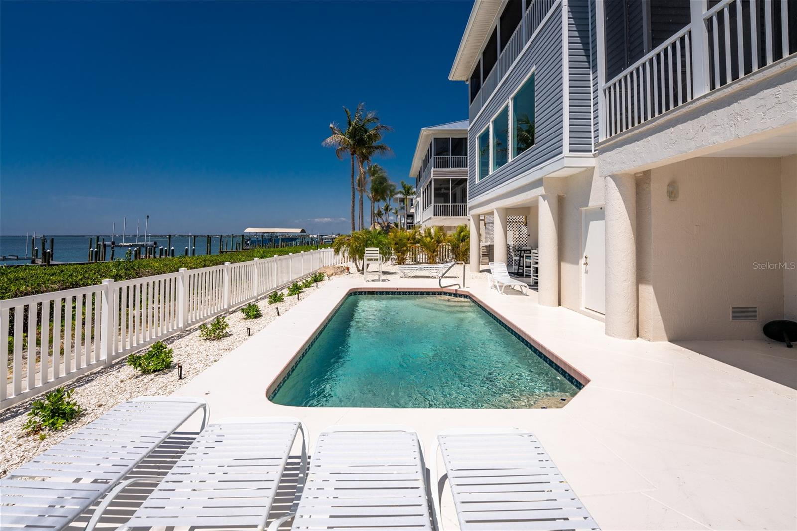 Image 60 of 95 For 1390 Beach Road 1