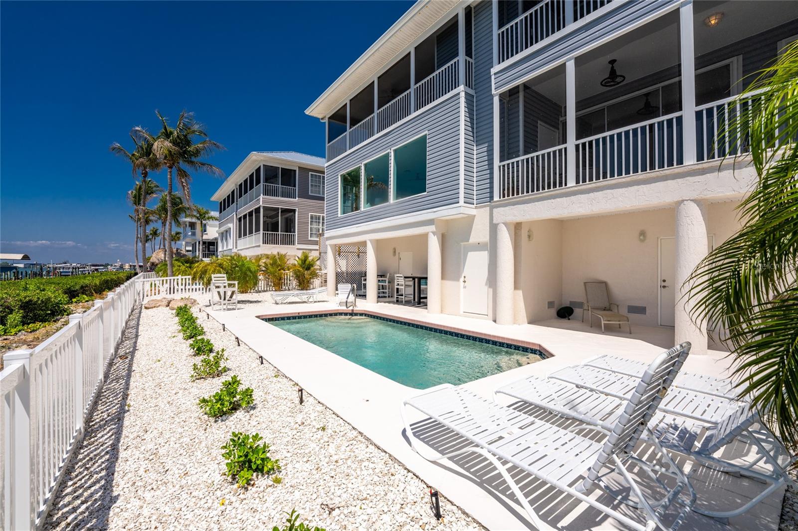 Image 65 of 95 For 1390 Beach Road 1