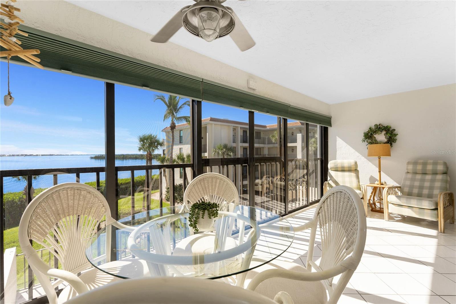 Image 2 of 47 For 1551 Beach Road 306