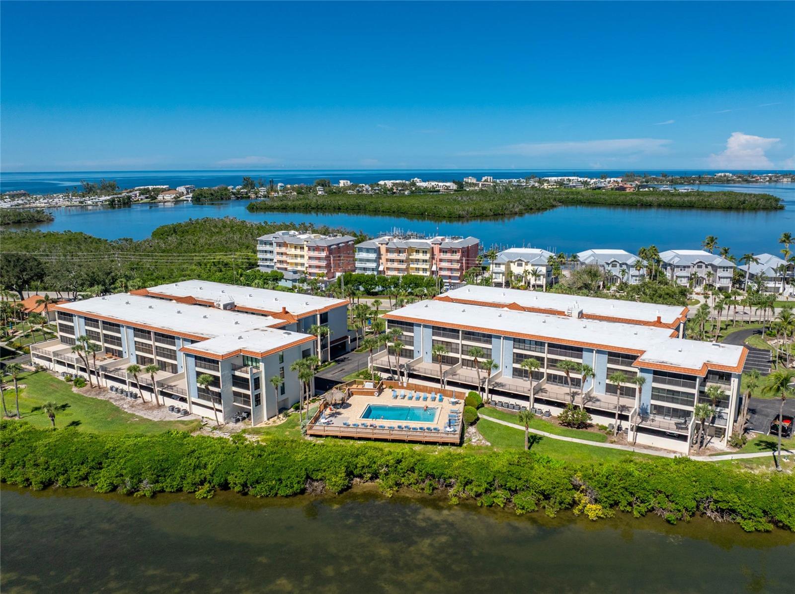 Image 45 of 47 For 1551 Beach Road 306