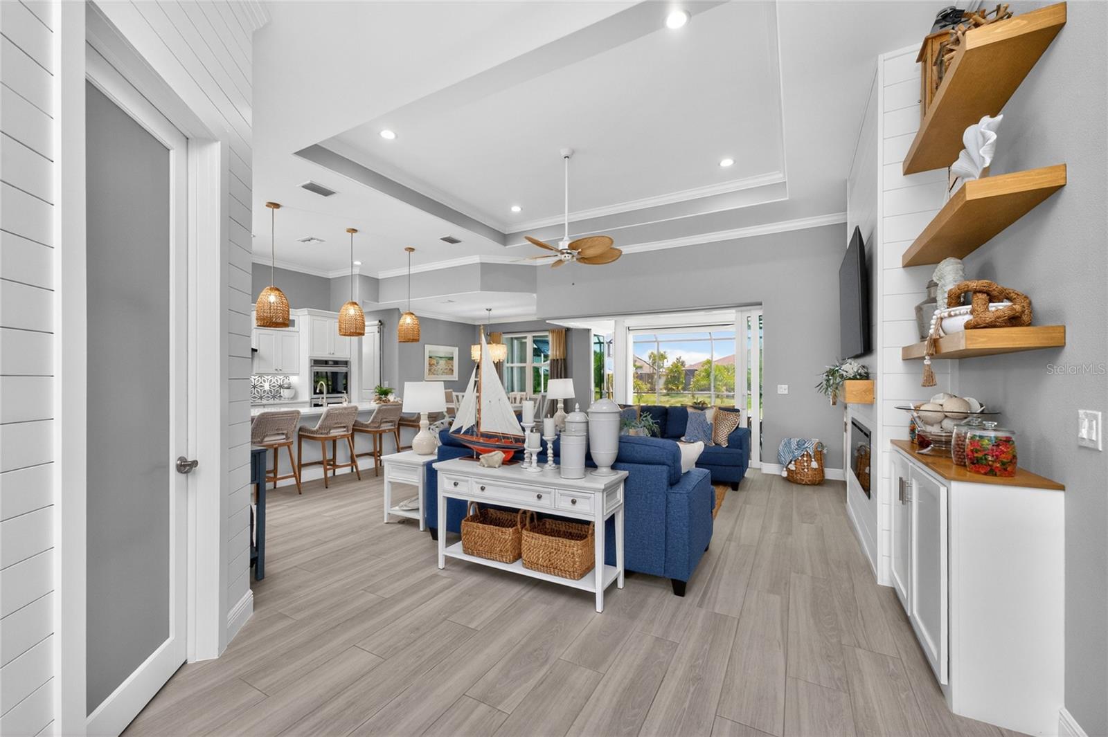 Image 10 of 55 For 255 Rotonda Boulevard S