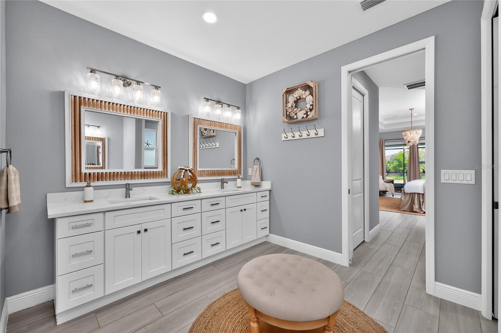 Image 24 of 55 For 255 Rotonda Boulevard S