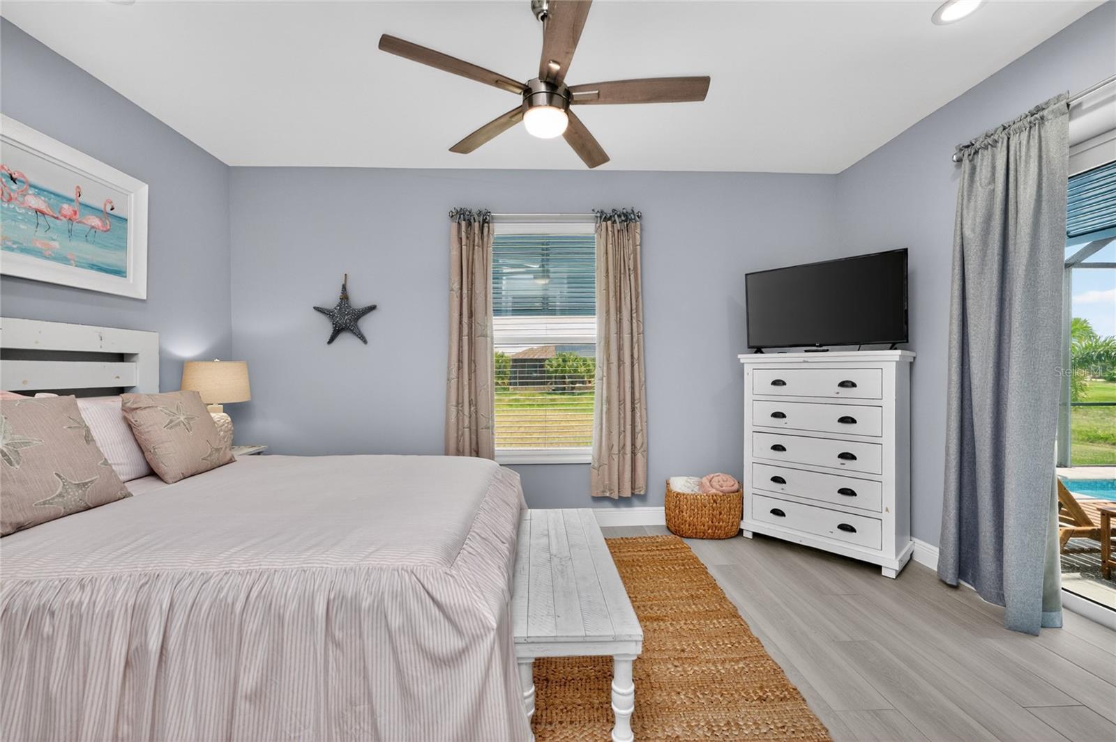 Image 30 of 55 For 255 Rotonda Boulevard S