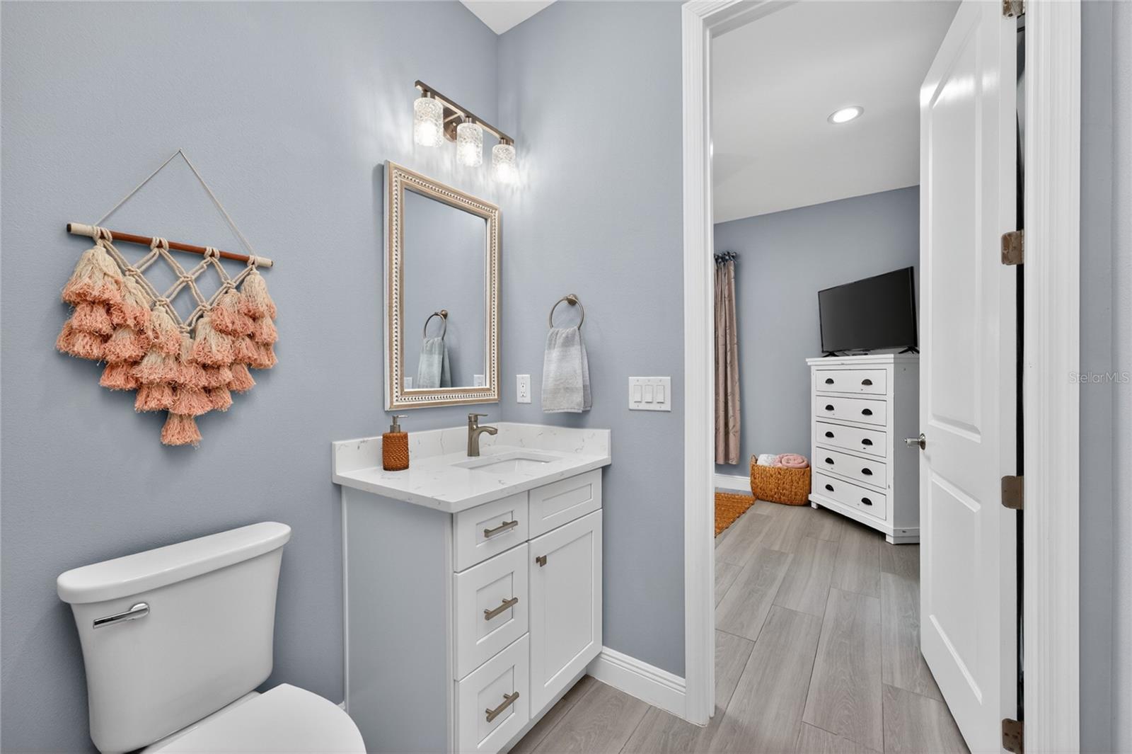 Image 32 of 55 For 255 Rotonda Boulevard S