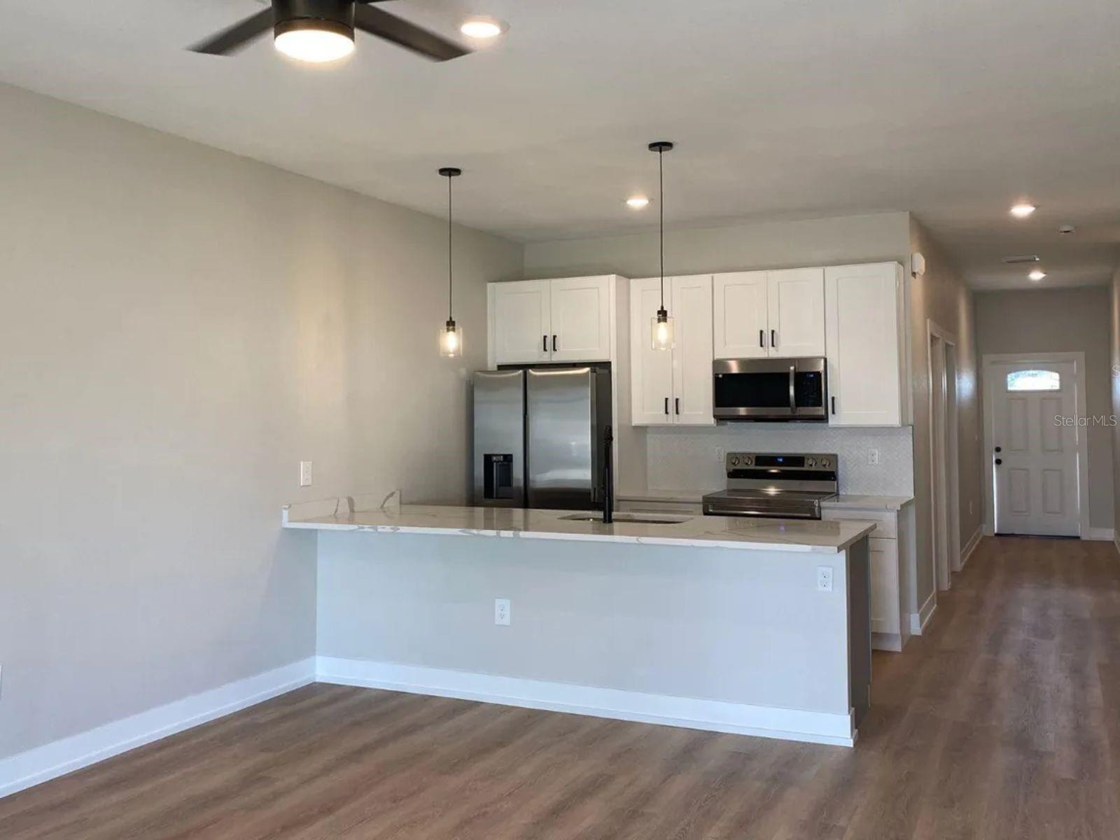 Image 11 of 12 For 10524 Pendleton Avenue