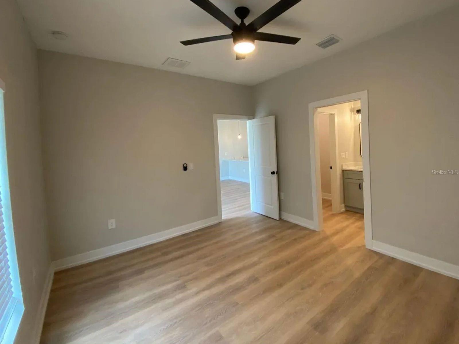 Image 4 of 12 For 10524 Pendleton Avenue