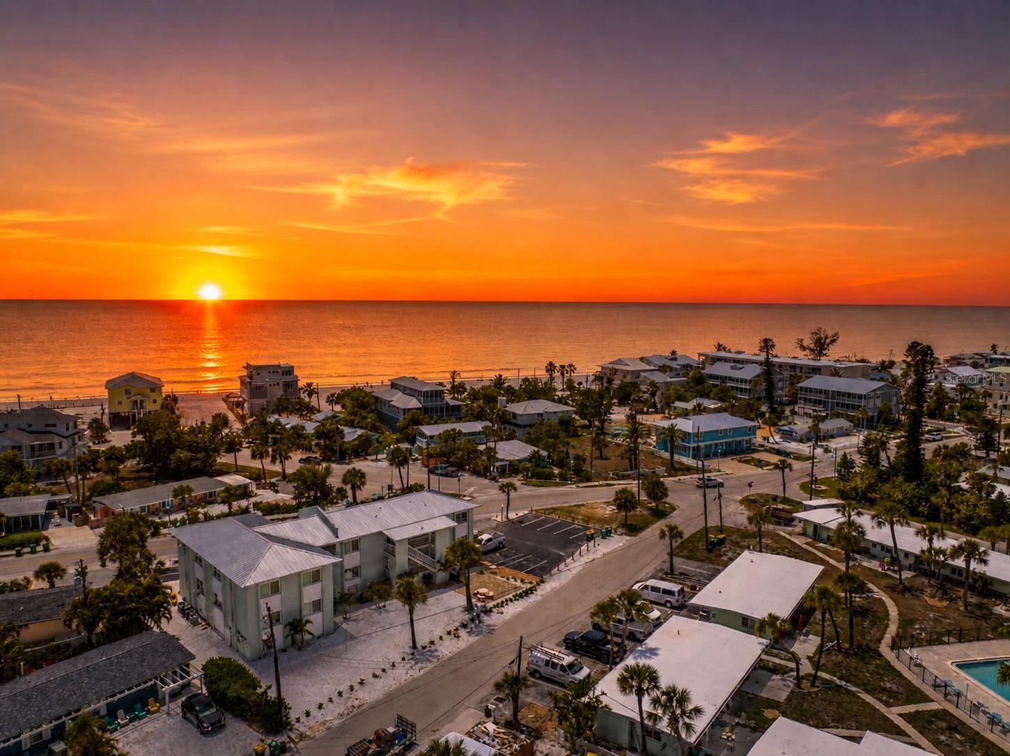 Image 18 of 29 For 1285 Gulf Boulevard 4