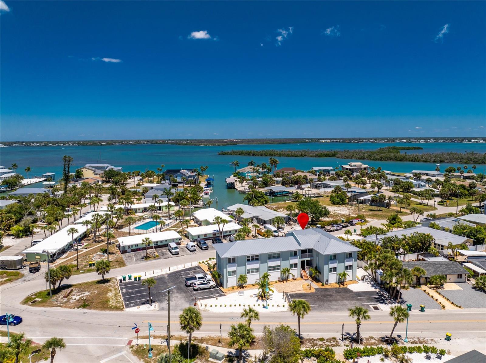 Image 19 of 29 For 1285 Gulf Boulevard 4