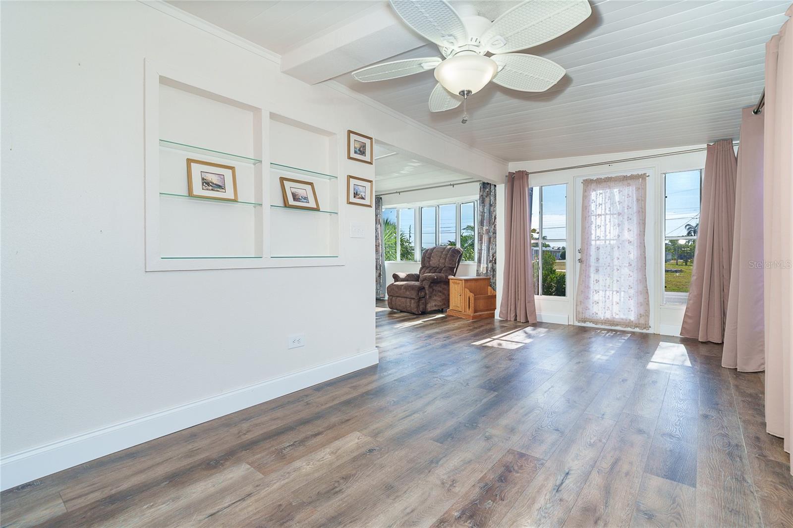 Image 14 of 54 For 1320 Seagull Drive