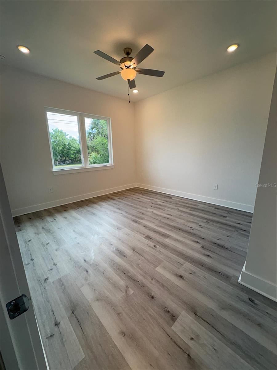 Image 18 of 18 For 14681 Keystone Boulevard
