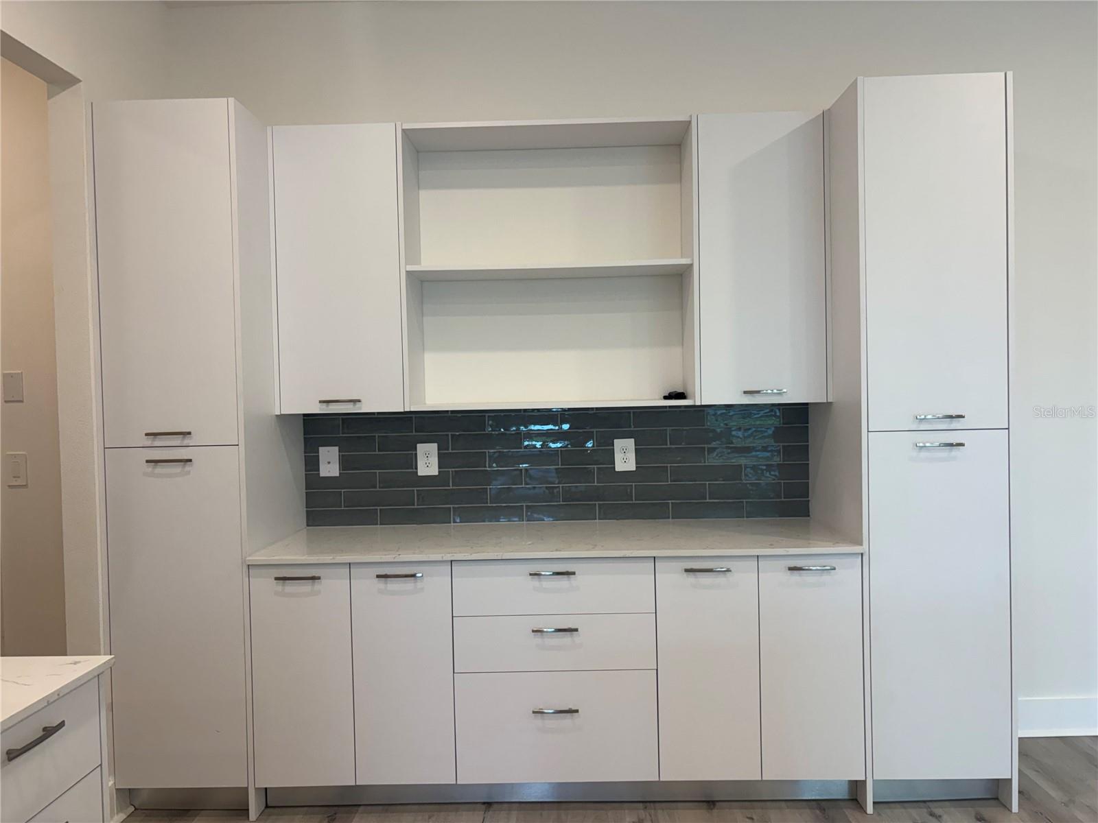 Image 4 of 18 For 14681 Keystone Boulevard