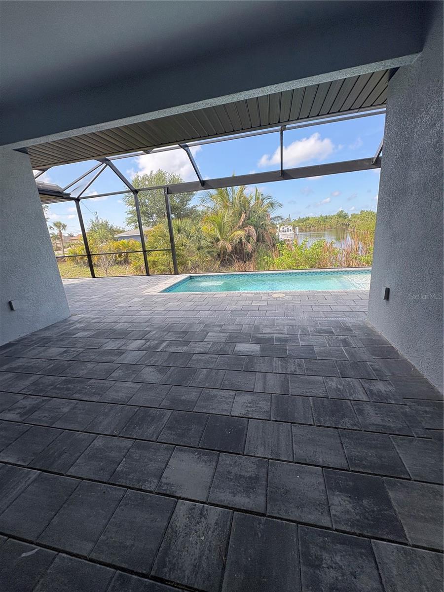 Image 7 of 18 For 14681 Keystone Boulevard