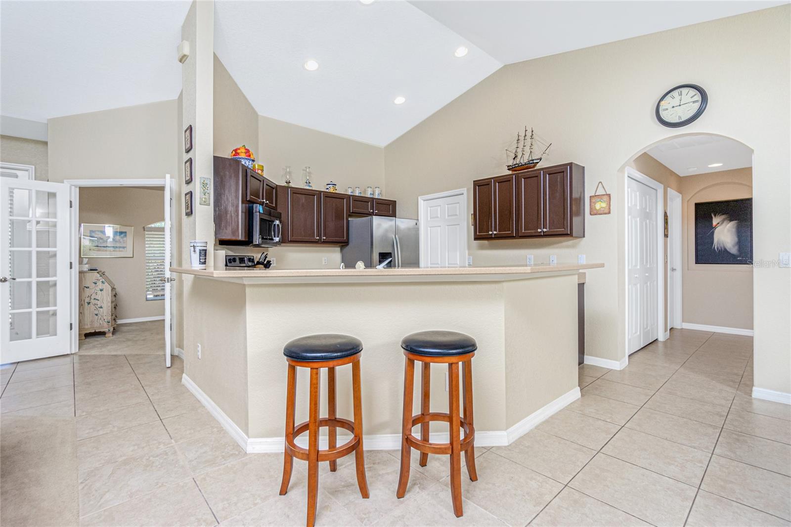 Image 10 of 49 For 13194 Eleanor Avenue