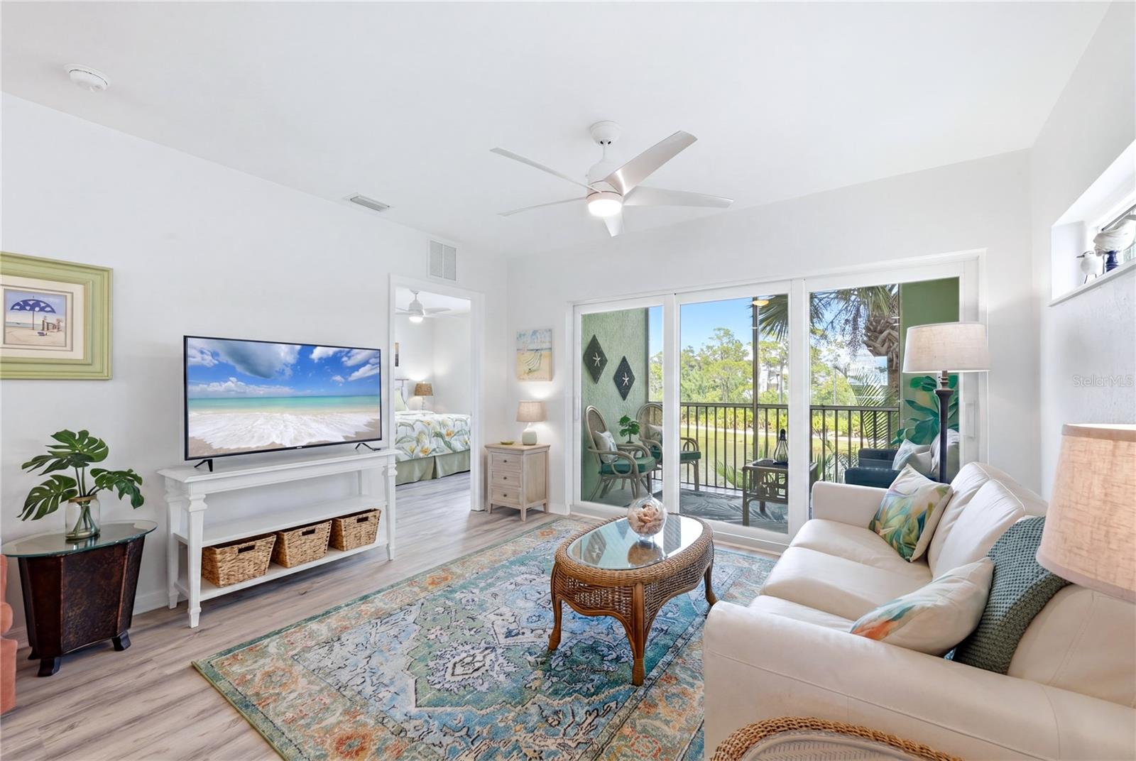 Image 16 of 49 For 8405 Placida Road 204