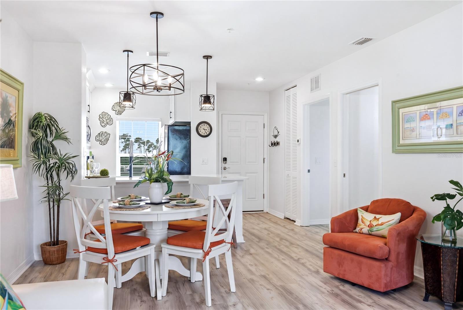 Image 17 of 49 For 8405 Placida Road 204