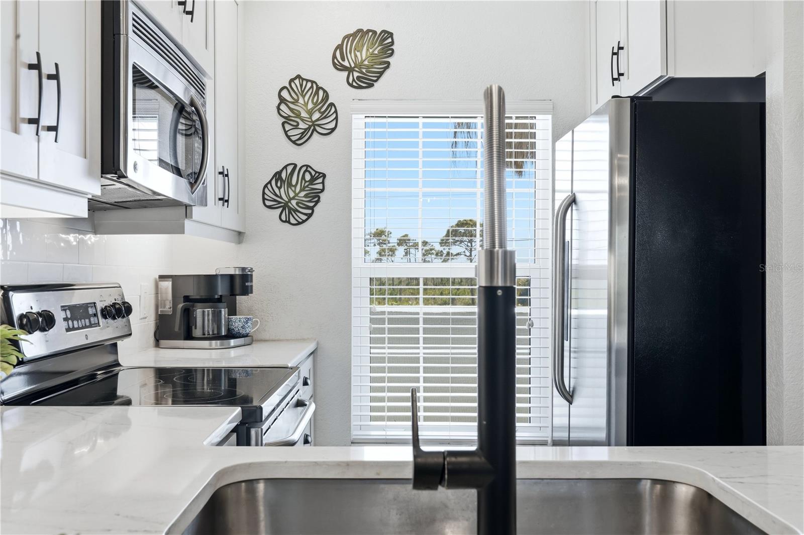 Image 24 of 49 For 8405 Placida Road 204