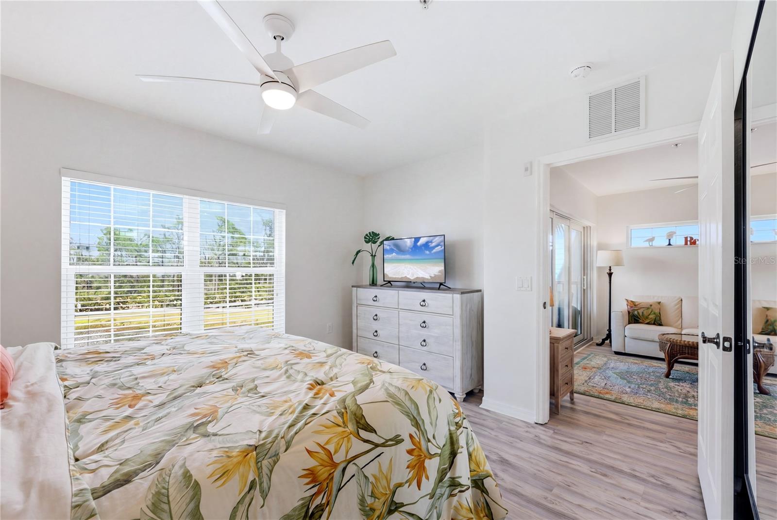 Image 26 of 49 For 8405 Placida Road 204