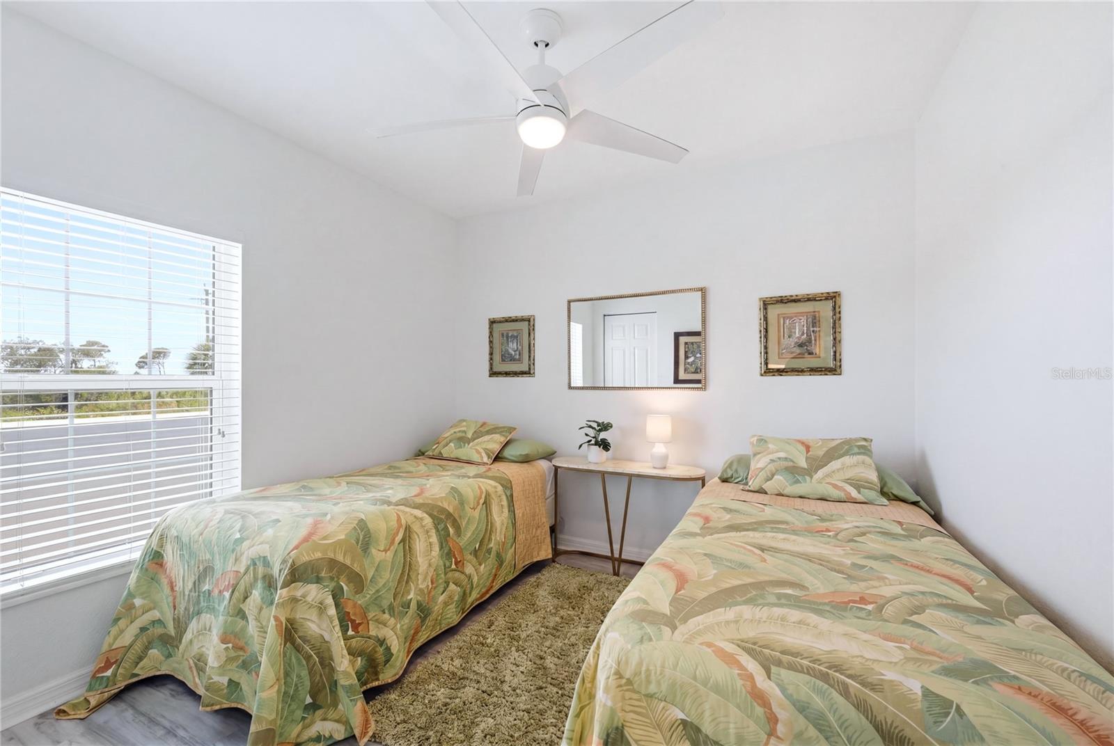 Image 31 of 49 For 8405 Placida Road 204
