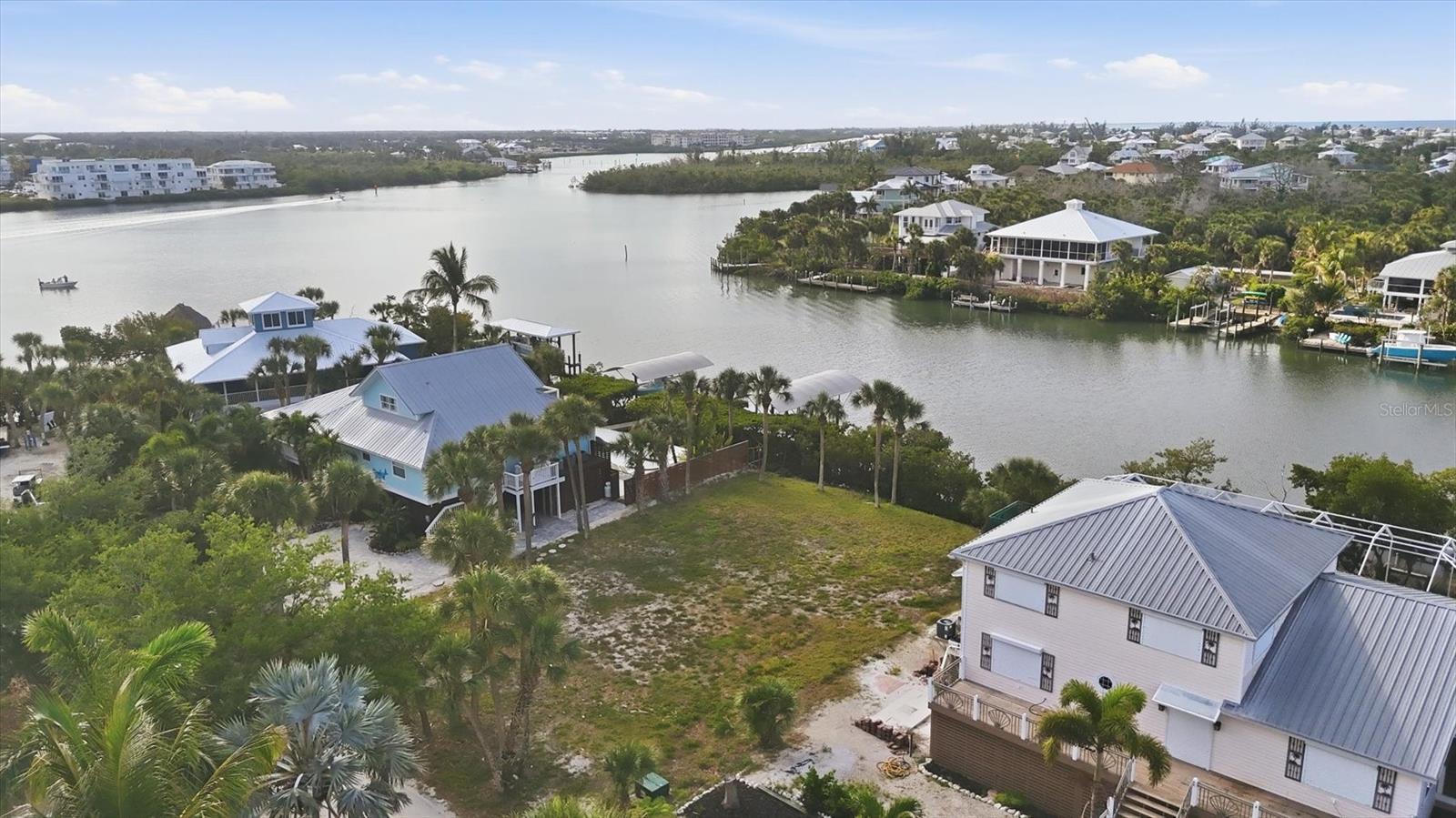 Image 5 of 16 For 84 Palm Drive
